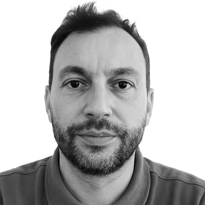 Héctor Llanos Martínez